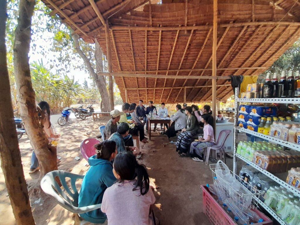 IPSJ team met with community leaders and IDP representatives
