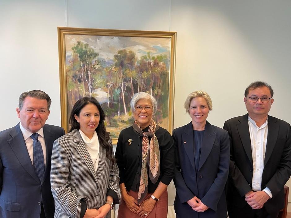 Meeting with Senators of Australian Senators
